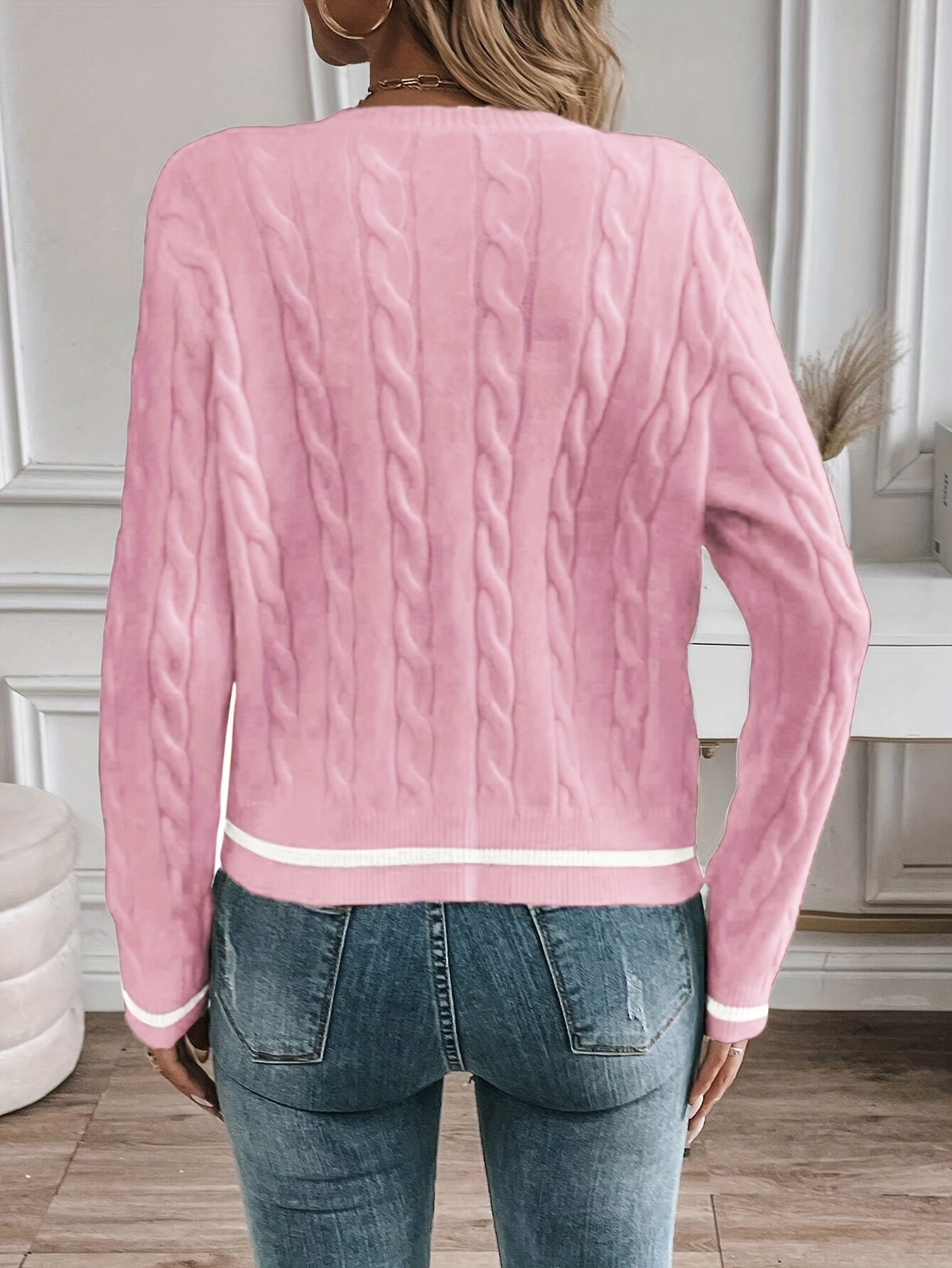 Elvyna™ - Cardigan Doux Boutonné au Charme Intemporel