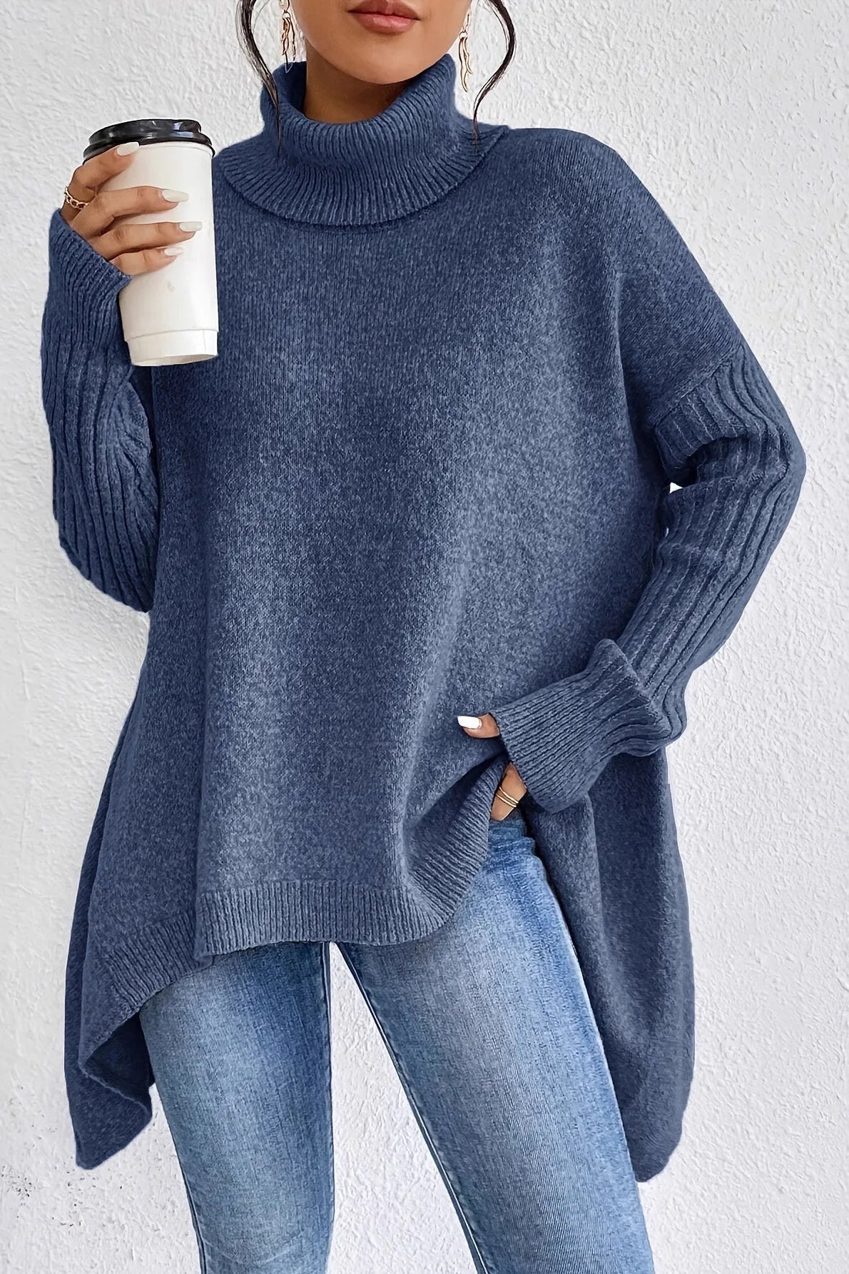 Léocadie - Pull femme oversize à col roulé en maille chaude