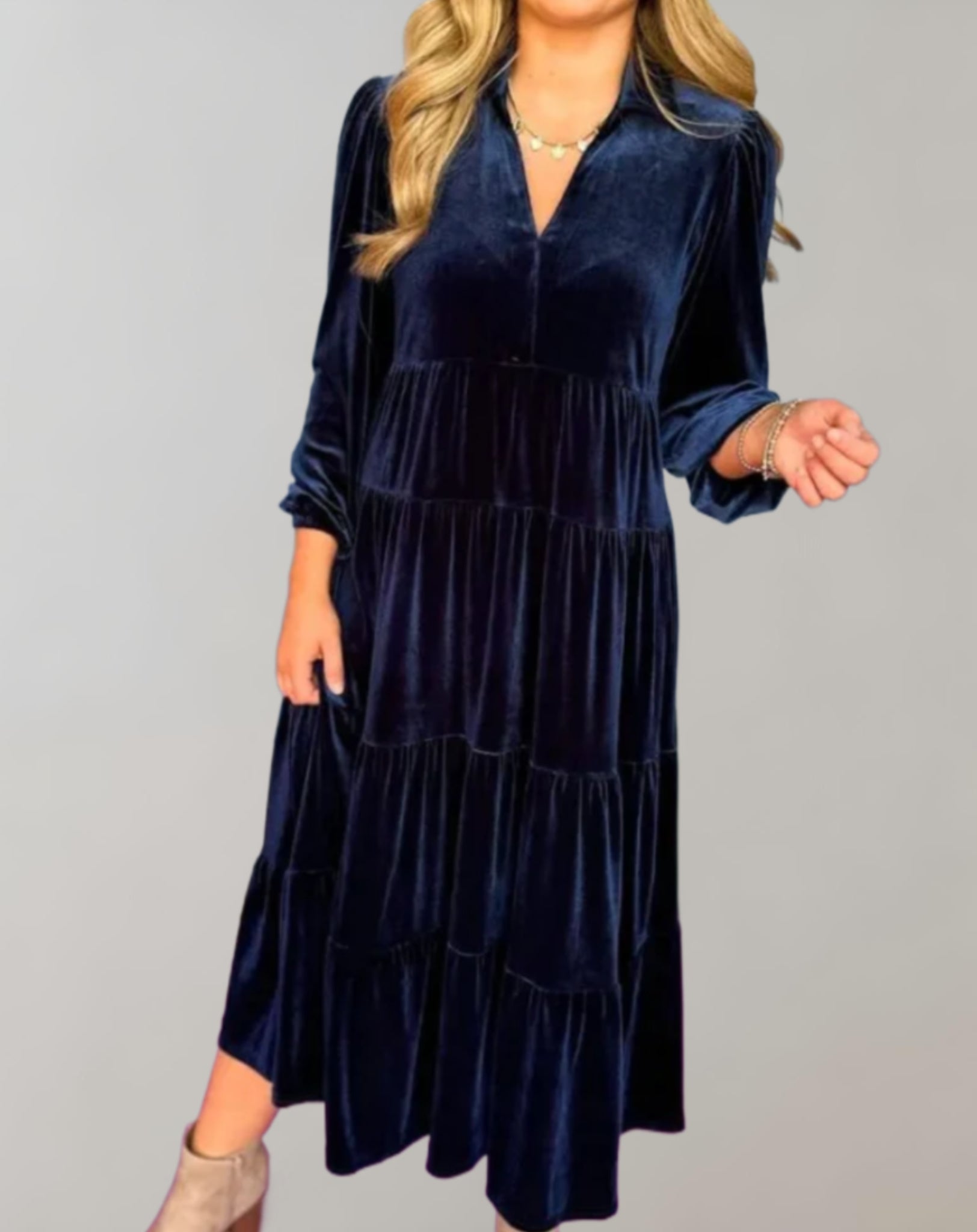 Louiza™ - Robe en velours fluide avec décolleté en V