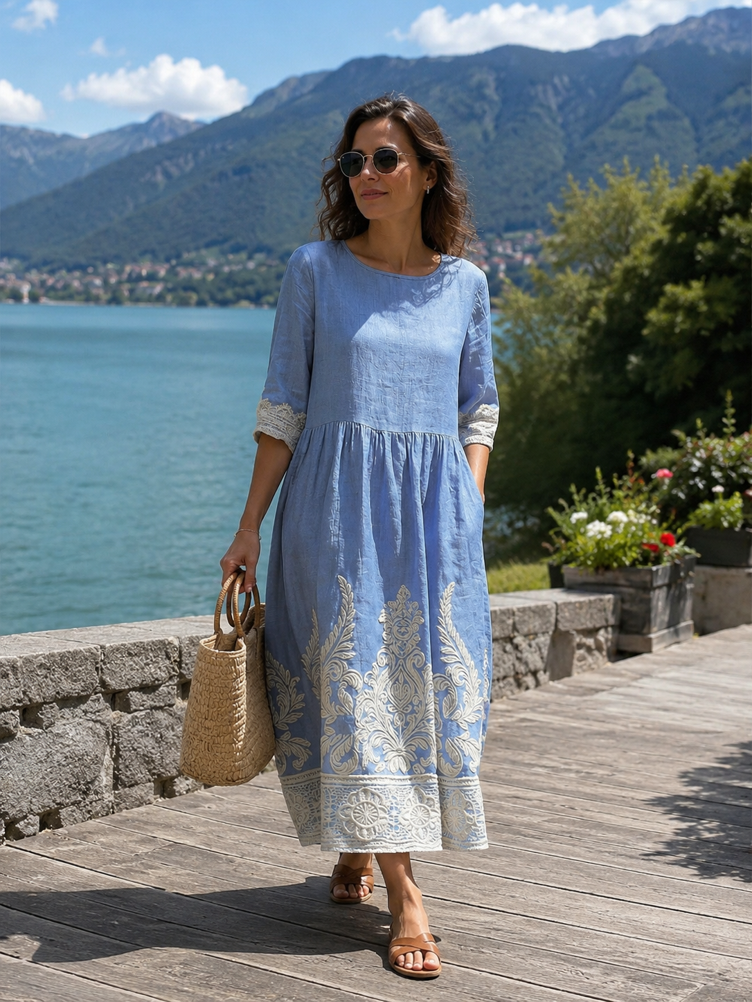Seloriah - Robe midi femme bleue avec broderies florales