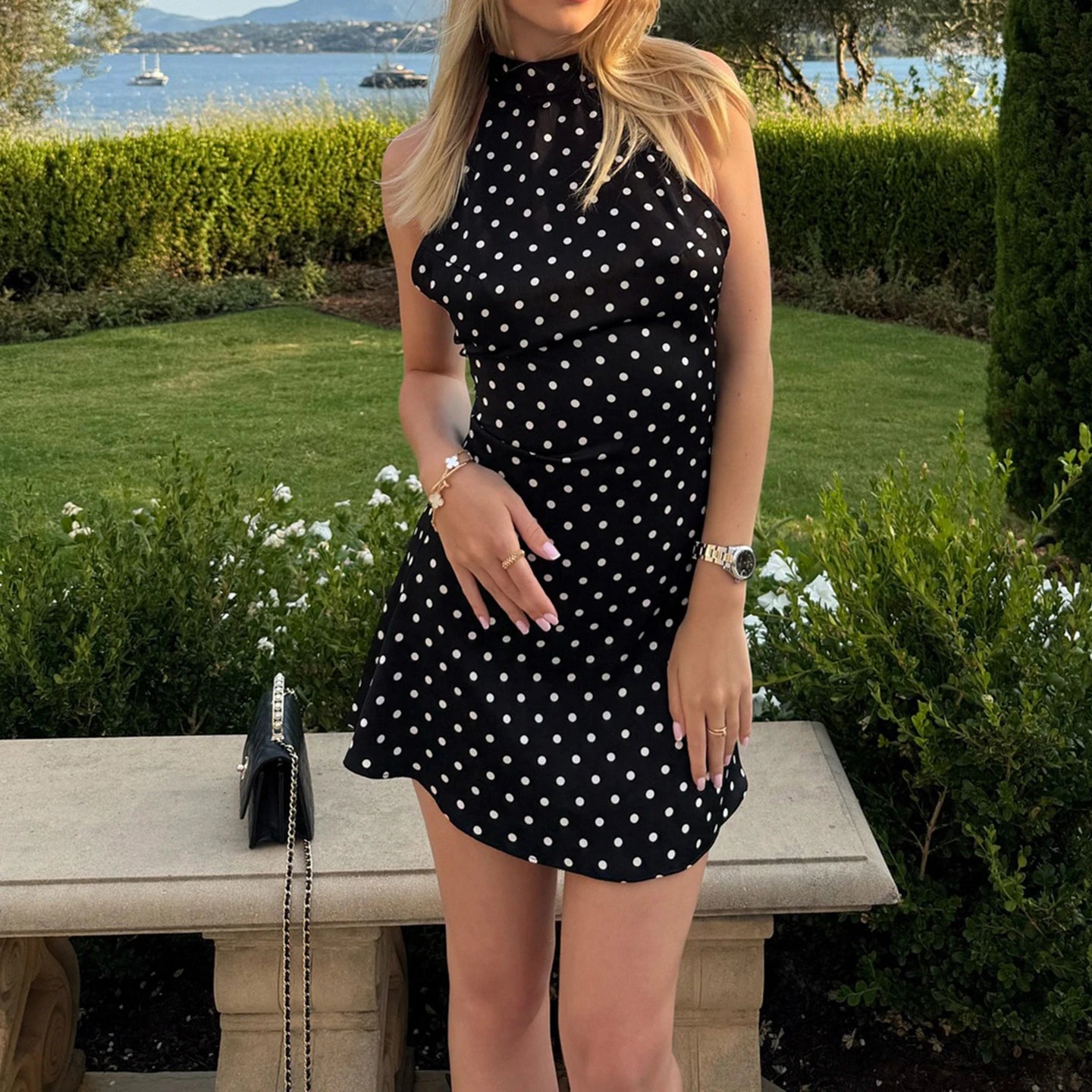 Hazelle - Mini robe femme dos nu à pois avec col halter