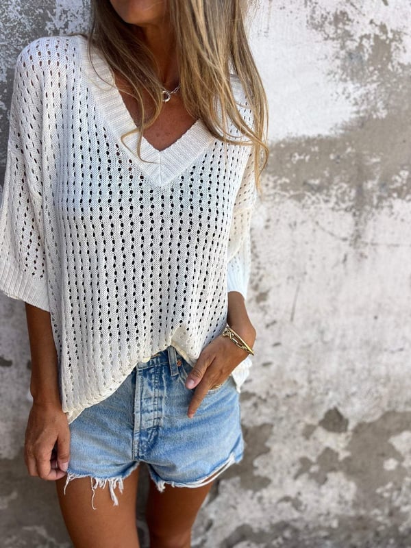 Delia™ - Top tricoté à col en V avec motif creux
