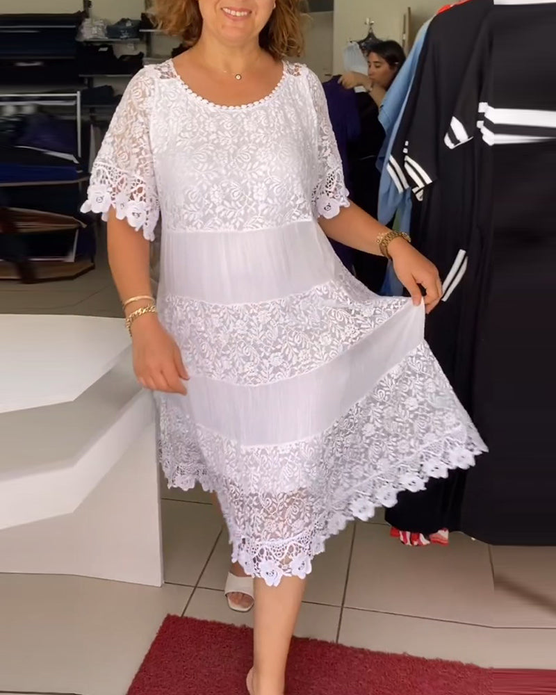 Isis™ - Robe en dentelle unie à manches courtes