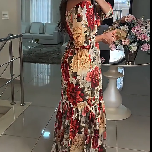 Paulina™ - Robe Plissée Fleurie à Col V