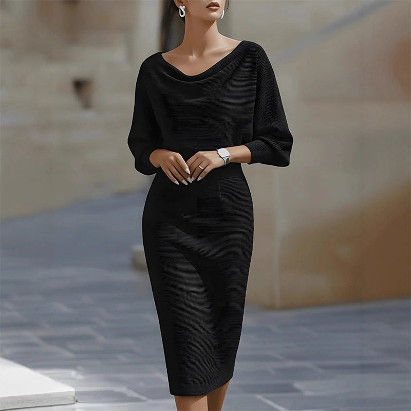 Cyranisse - Robe Sculptante Élégance Contemporaine