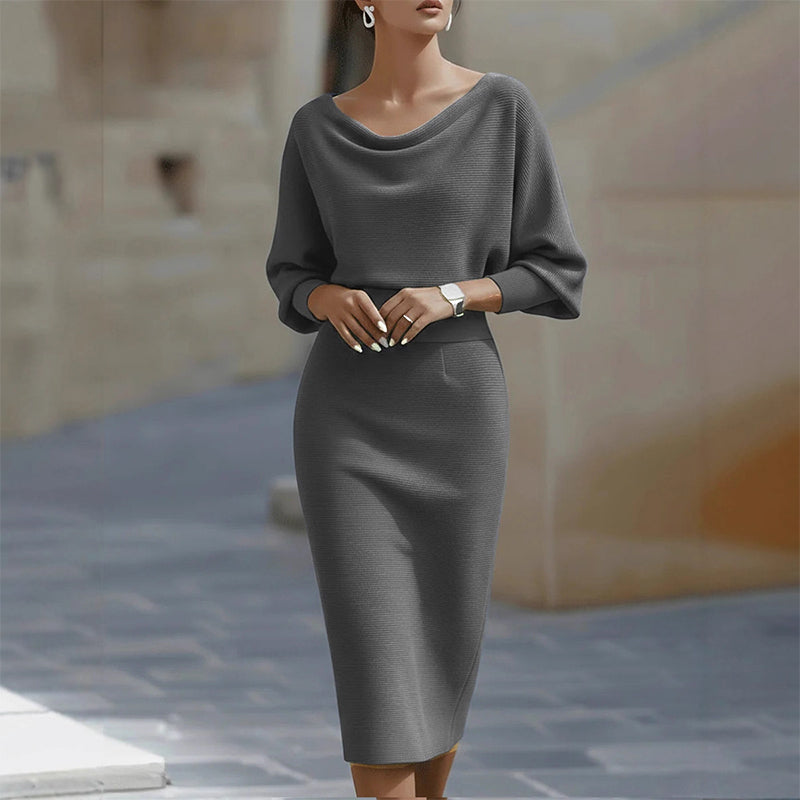 Cyranisse - Robe Sculptante Élégance Contemporaine